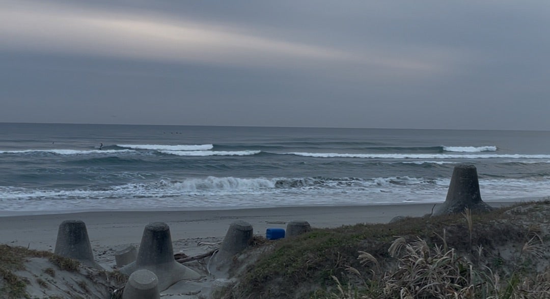 臨時休業のお知らせと伊良湖週末波予想